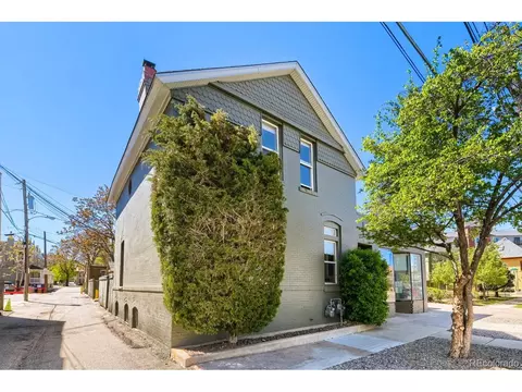 Exterior - 818 E 20th Ave, Denver, CO 80218 photo 2 of 10