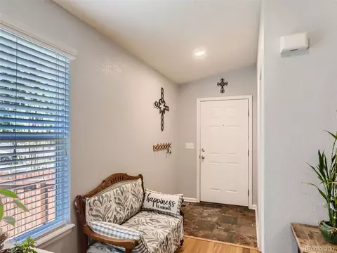 8080 Raspberry Dr, Longmont, CO 80504 photo 4