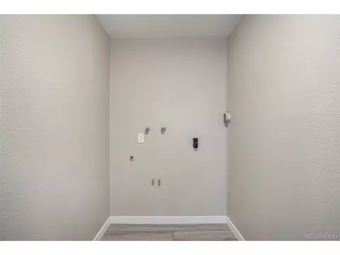 13093 Elgin Pl, Denver, CO 80239 photo 12