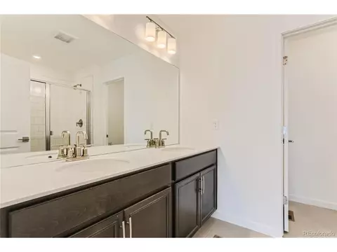 Undisclosed, Aurora, CO 80018 photo 17