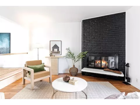 3855 S Monaco Pkwy #106, Denver, CO 80237