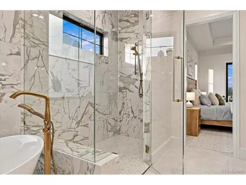 Bath - 951 Warbling Dr, Windsor, CO 80550 photo 4 of 8
