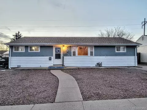 1601 Jerry Murphy Rd, Pueblo, CO 81001