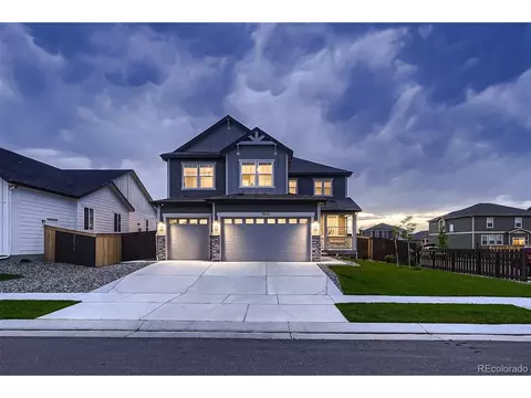 9845 Ceylon Ct, Commerce City, CO 80022