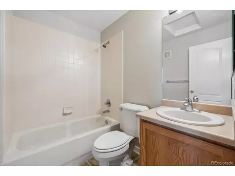 Bath - 18483 E Colgate Cir, Aurora, CO 80013 photo 3 of 3