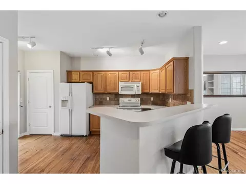 Kitchen - 18483 E Colgate Cir, Aurora, CO 80013 photo 2 of 3