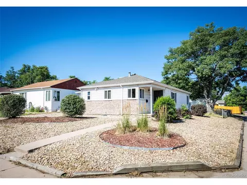 1689 Jamaica St, Aurora, CO 80010