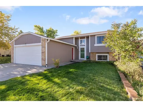 19118 E Oxford Dr, Aurora, CO 80013
