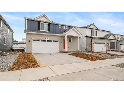 22332 E 38th Pl, Aurora, CO 80019 photo 2