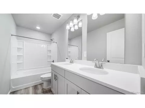 22332 E 38th Pl, Aurora, CO 80019 photo 31