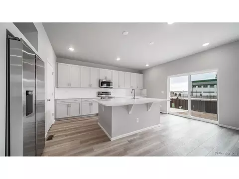 22332 E 38th Pl, Aurora, CO 80019 photo 6