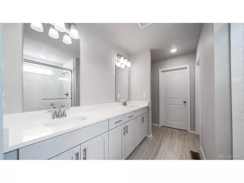 22332 E 38th Pl, Aurora, CO 80019 photo 24