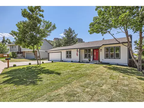 921 Oakwood Dr, Castle Rock, CO 80104