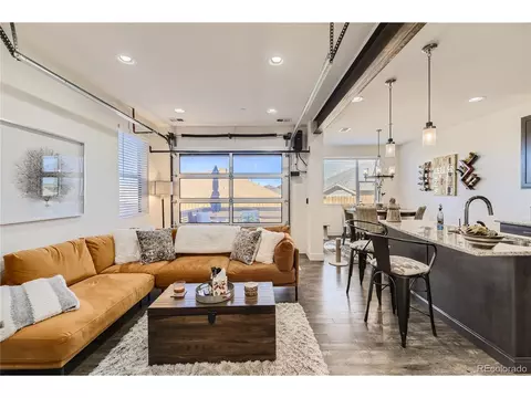 19481 E Sunset Cir, Aurora, CO 80015 photo 9