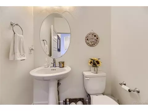 19481 E Sunset Cir, Aurora, CO 80015 photo 14