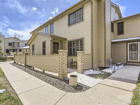 9165 W Cedar Dr #C, Lakewood, CO 80226