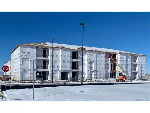 6153 N Ceylon St #10-301, Denver, CO 80249