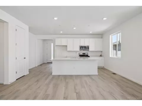 24779 E 39th Ave, Aurora, CO 80019 photo 8
