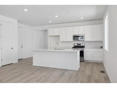 24779 E 39th Ave, Aurora, CO 80019 photo 9
