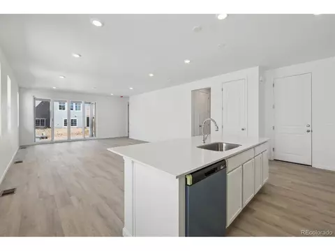 24779 E 39th Ave, Aurora, CO 80019 photo 11