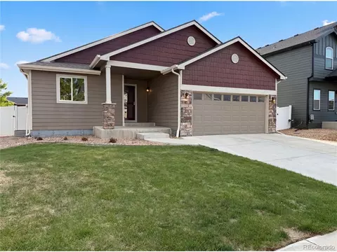 Exterior - 2403 Tabor St, Berthoud, CO 80513 photo 5 of 13