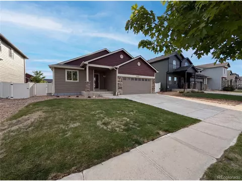 Exterior - 2403 Tabor St, Berthoud, CO 80513 photo 6 of 13