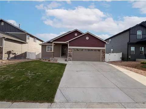 Exterior - 2403 Tabor St, Berthoud, CO 80513 photo 4 of 13