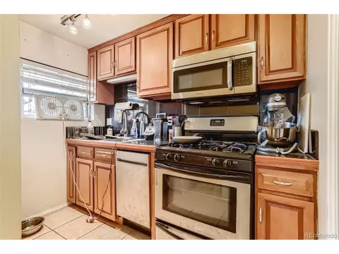 822 E 1st Ave, Denver, CO 80218 photo 9