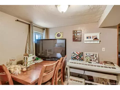 822 E 1st Ave, Denver, CO 80218 photo 17