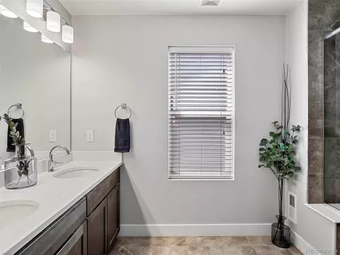 15767 Elk Pl, Denver, CO 80239 photo 14