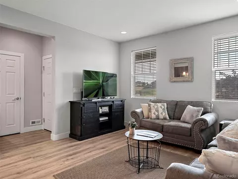 15767 Elk Pl, Denver, CO 80239 photo 5