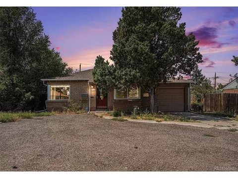 2141 Quebec St, Denver, CO 80207