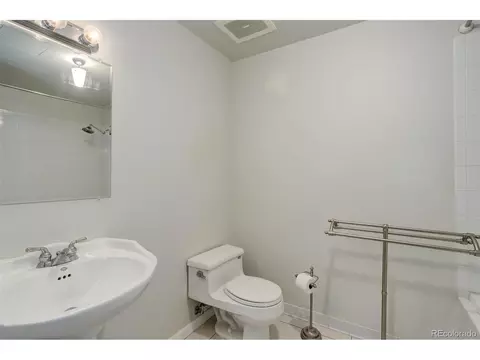 Undisclosed, Denver, CO 80204 photo 23