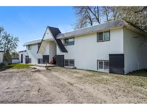 2107 Preuss Rd, Colorado Springs, CO 80910