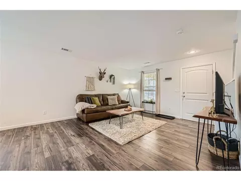 4925 E 100th Dr, Thornton, CO 80229 photo 6