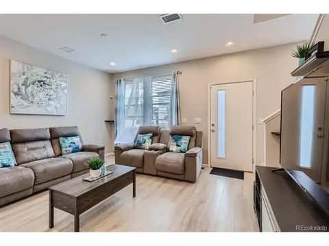 16111 E 47th Pl, Denver, CO 80239 photo 4