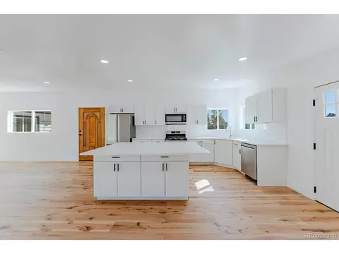 Kitchen - 8055 Simms St, Arvada, CO 80005 photo 4 of 5
