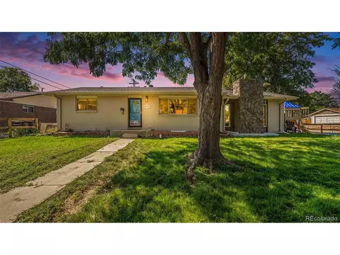 8107 Chase Dr, Arvada, CO 80003