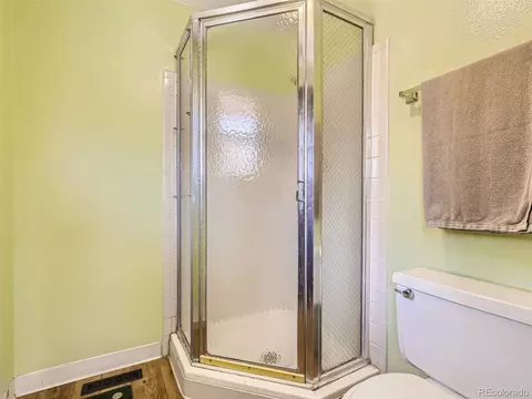 5332 Scranton St, Denver, CO 80239 photo 17