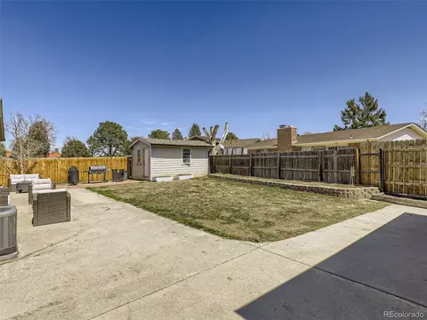 5332 Scranton St, Denver, CO 80239 photo 32