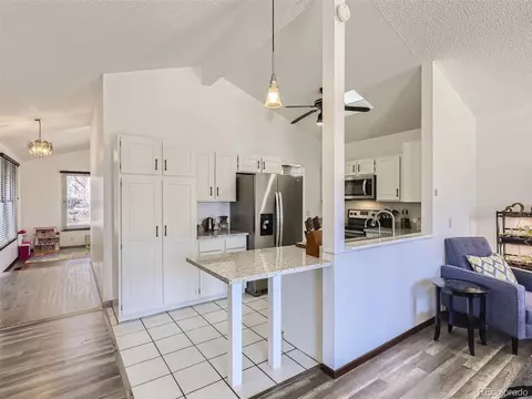5332 Scranton St, Denver, CO 80239 photo 9
