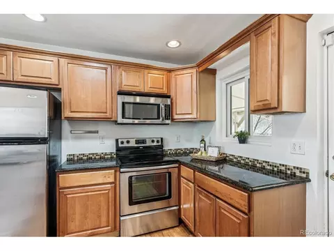 3040 Olive St, Denver, CO 80207 photo 9