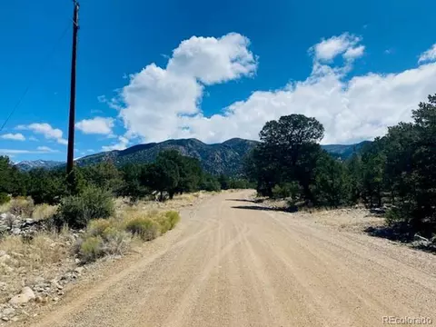 105 Cedar Ridge Rd, Mosca, CO 81146