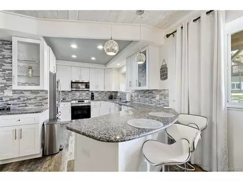 2882 W Davies Ave, Littleton, CO 80120