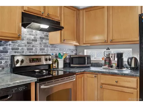 Kitchen - 21429 E 46th Ave, Denver, CO 80249 photo 3 of 3