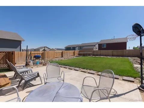 352 Maple St, Bennett, CO 80102 photo 23