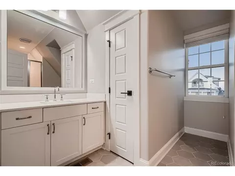 10342 E 58th Ave, Denver, CO 80238 photo 22