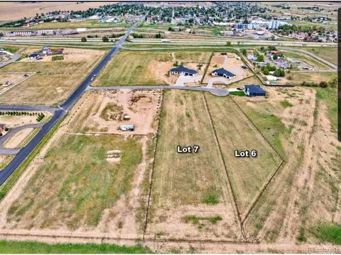 56262 E Apache Pl, Strasburg, CO 80136 photo 4