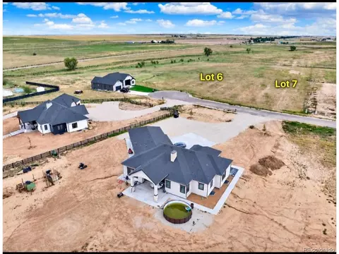 56262 E Apache Pl, Strasburg, CO 80136 photo 3