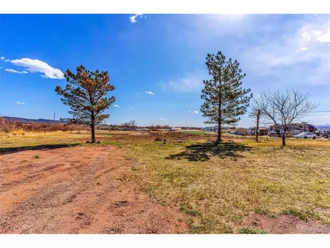 1098 Indiana Ave, Canon City, CO 81212